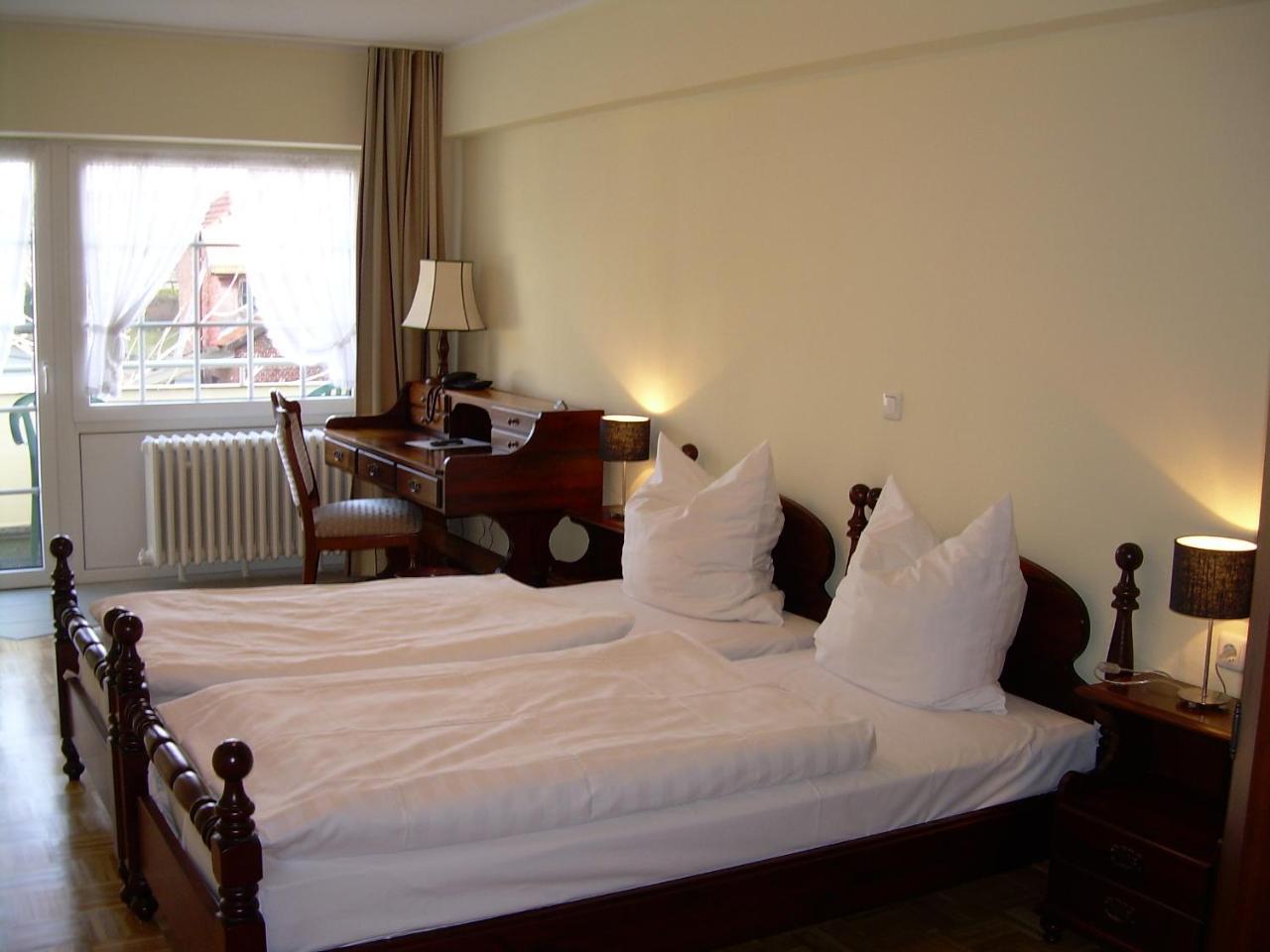 Hotel-Restaurant Saelzerhof Salzkotten Zewnętrze zdjęcie